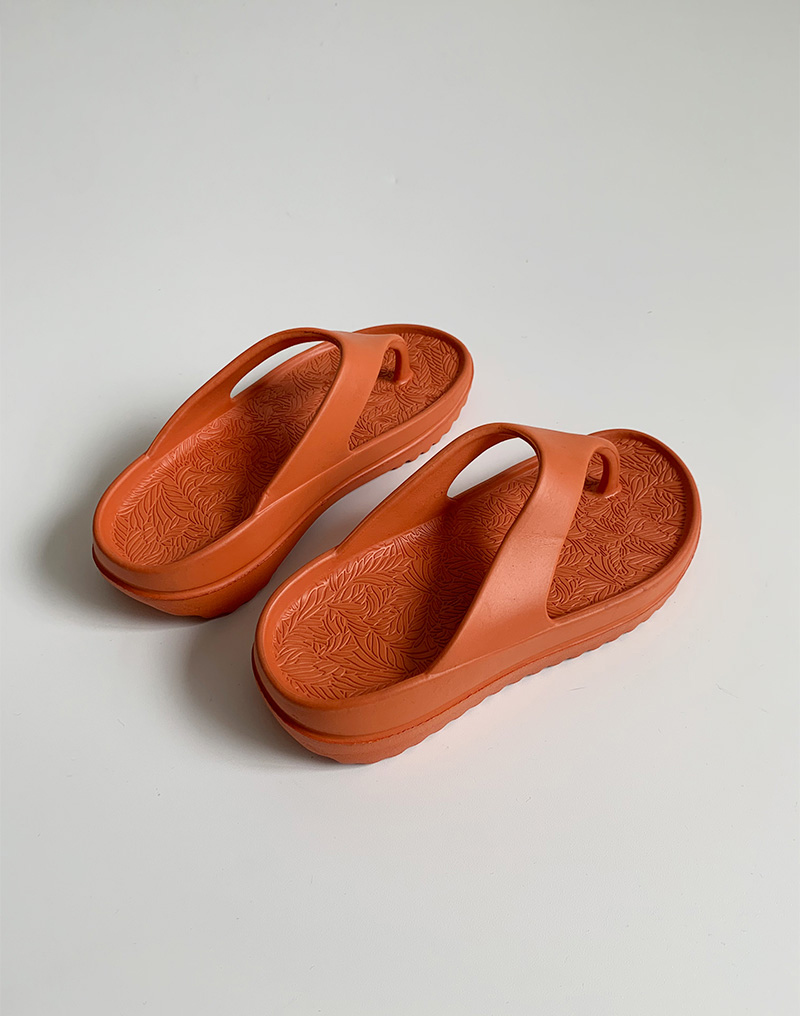 신발 오렌지 색상 이미지-S1L19